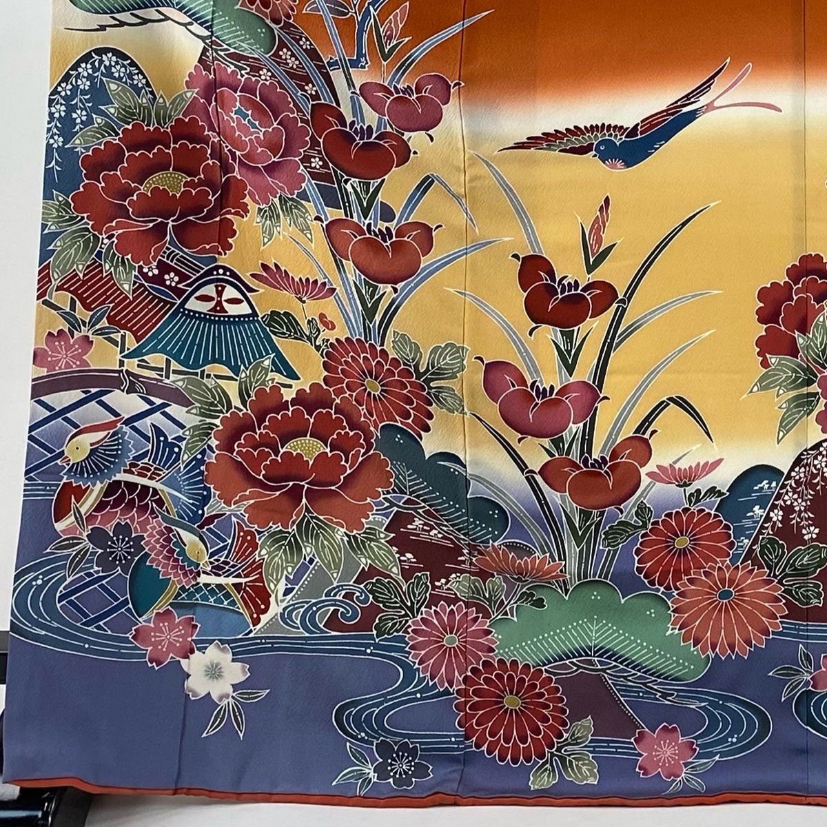 振袖 身丈173.5 cm 裄丈66 M 袷 牡丹 鴛鴦 染め分け ぼかし 赤茶 正絹