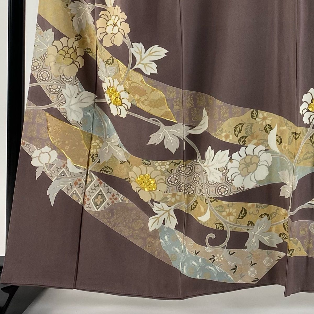 色留袖 身丈160 cm 裄丈67 M 袷 落款 花唐草 菱 金糸 金銀彩 茶紫 正絹 一つ紋