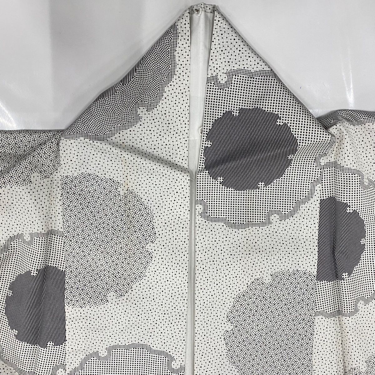  小紋 身丈160 5 cm 裄丈64 M 袷 紬地 雪輪 灰白 正絹 小紋 着物