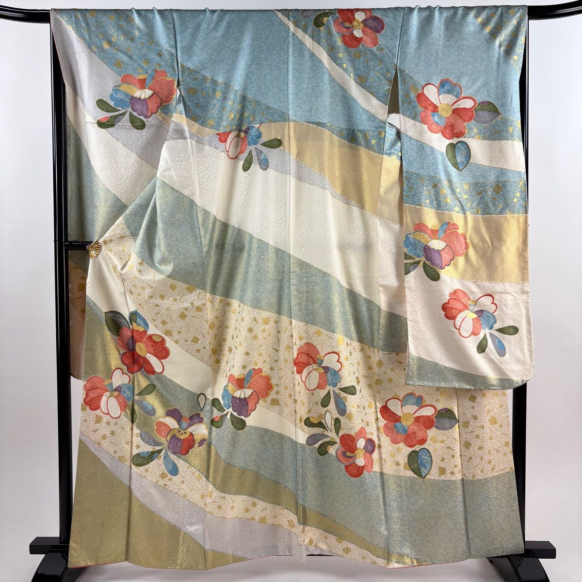 振袖 身丈161 cm 裄丈67 5 L 袷 落款 椿 桜 金彩 染め分け 水色 正絹 秀品