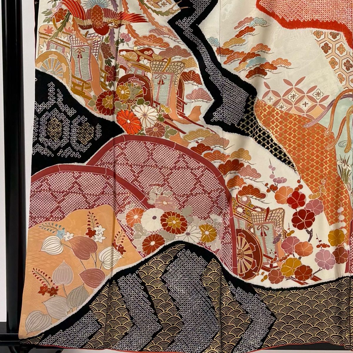 振袖 身丈159 5 cm 裄丈65 M 袷 御所車 鳳凰 金糸 絞り クリーム 正絹 秀品