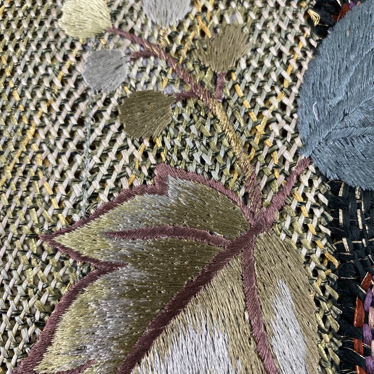 名古屋帯 秀品 夏帯 八寸名古屋帯 松葉仕立て やまと 葉と実 縞 刺繍 金通し 茶緑色 正絹