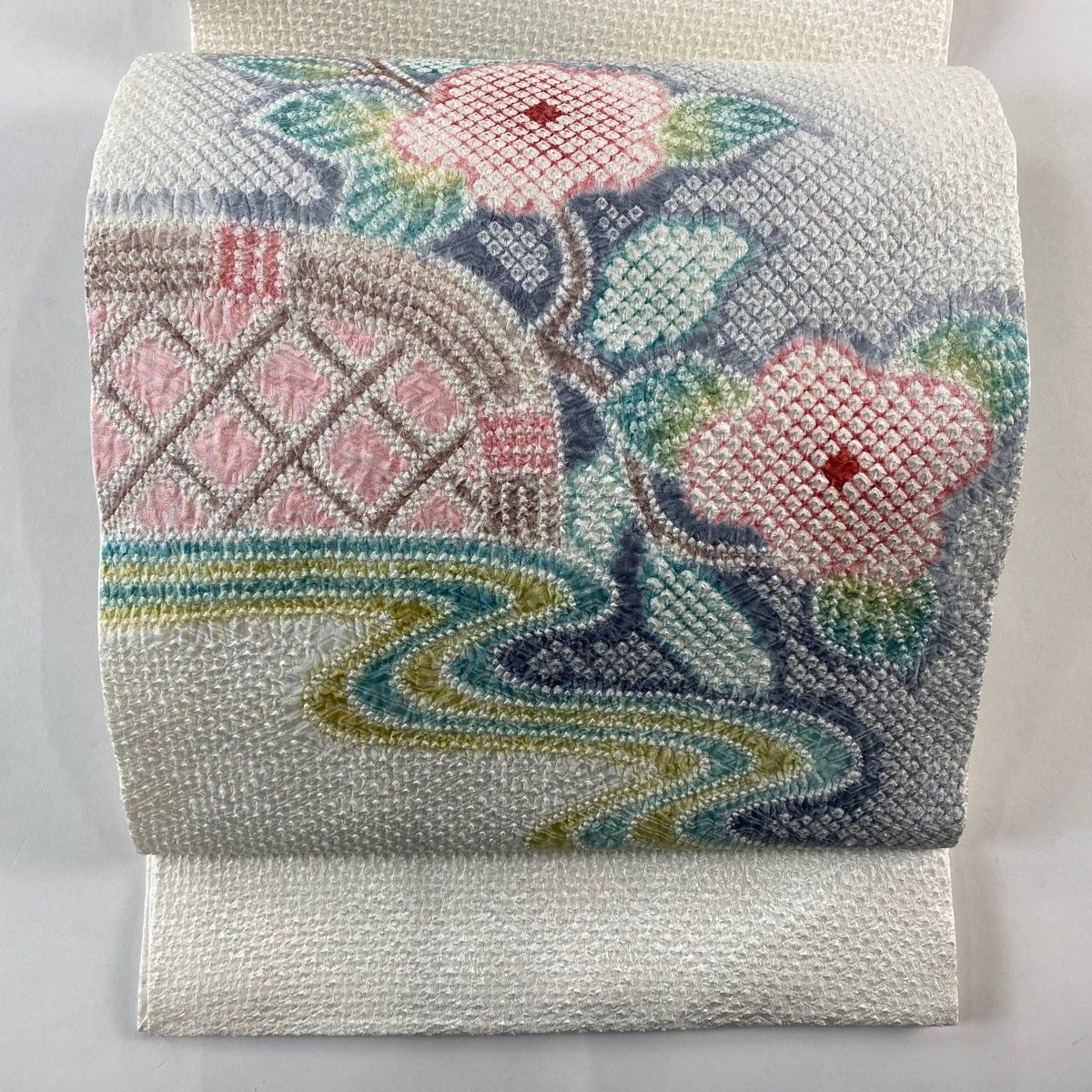 開き名古屋帯 秀品 枝花 絞り クリーム 正絹