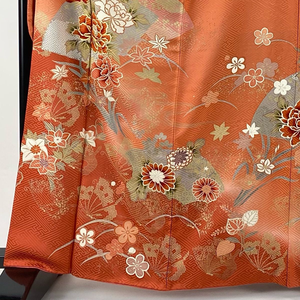 振袖 身丈164 cm 裄丈68 L 袷 扇面 牡丹 金糸 金彩 サーモンピンク 正絹 秀品