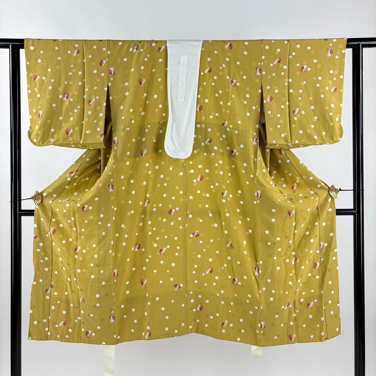 長襦袢 身丈116cm 裄丈69cm L 兎 笠 金彩 黄土色 正絹 秀品 【中古