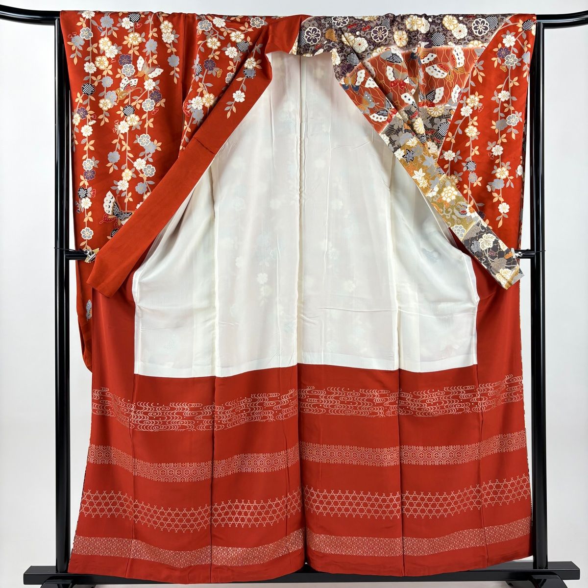  振袖 身丈158 cm 裄丈65 M 袷 蝶 松 金糸 金彩 赤茶 正絹 秀品 振袖 着物