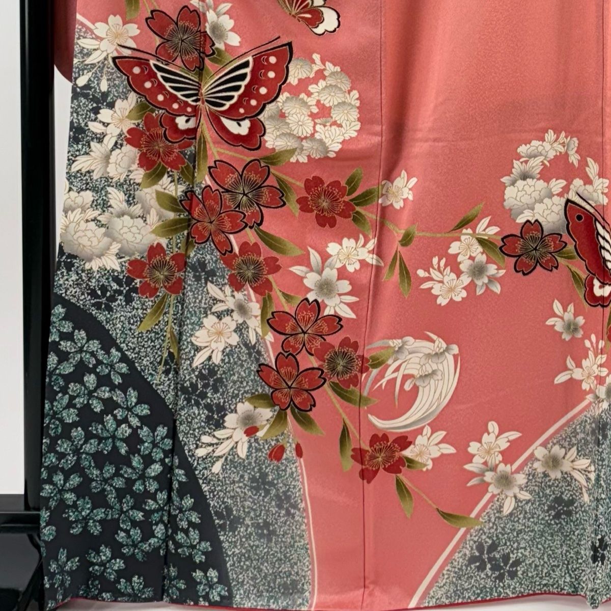 振袖 身丈167 cm 裄丈67 M 袷 草花 蝶 金彩 ピンク 正絹 秀品
