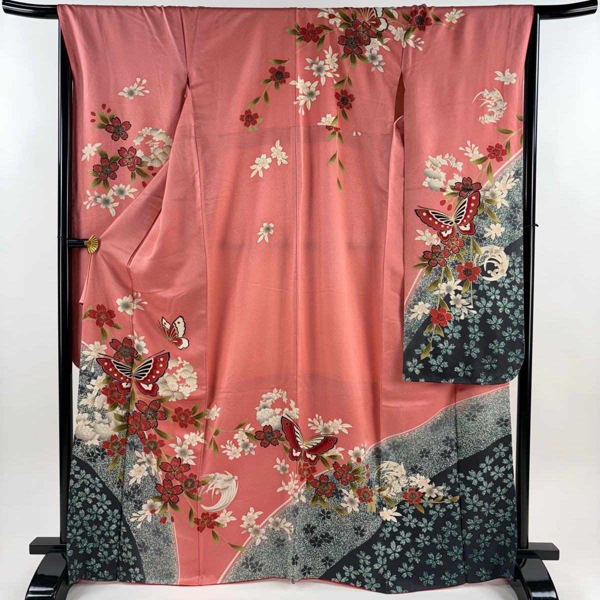 振袖 身丈167 cm 裄丈67 M 袷 草花 蝶 金彩 ピンク 正絹 秀品