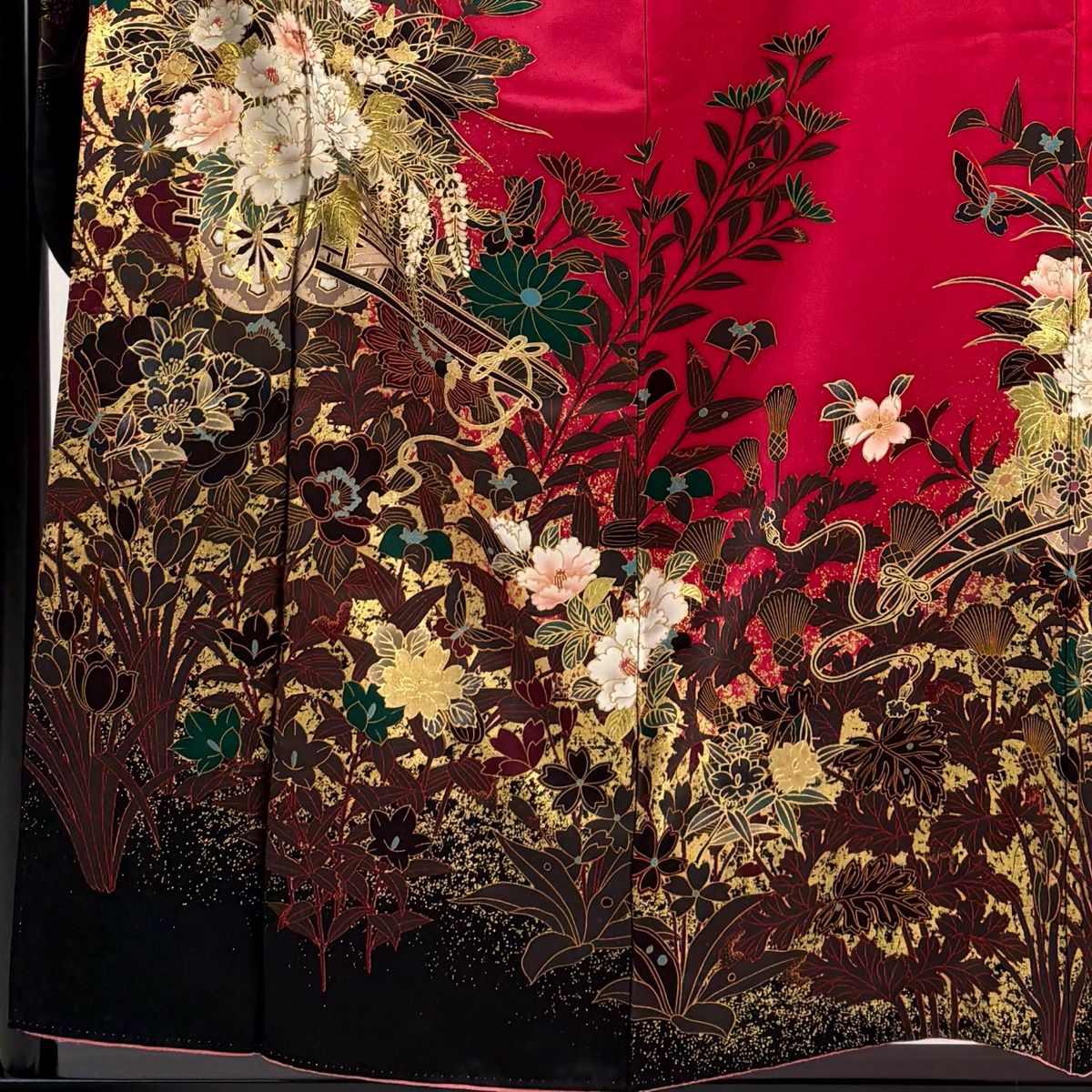 振袖 身丈156.5 cm 裄丈64.5 M 袷 花車 蝶 金彩 濃ピンク 正絹 秀品