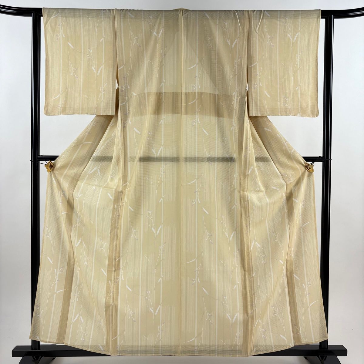 小紋 身丈160.5 cm 裄丈63 S 薄物 絽 枝花 縦縞 ベージュ 正絹 秀品