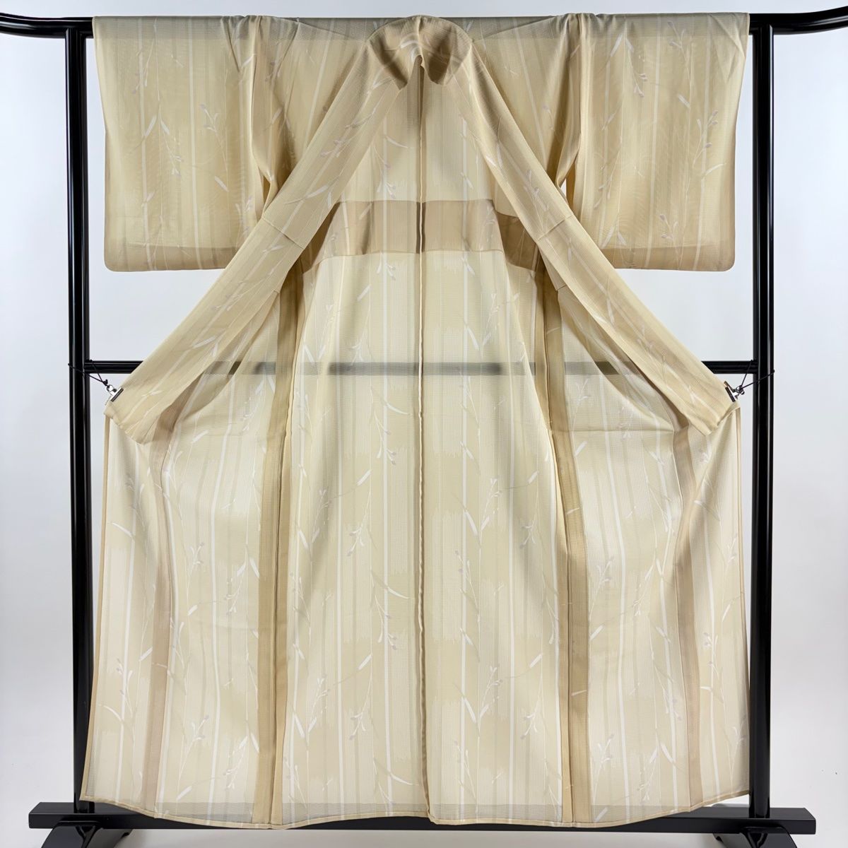  小紋 身丈160 5 cm 裄丈63 S 薄物 絽 枝花 縦縞 ベージュ 正絹 秀品 小紋 着物