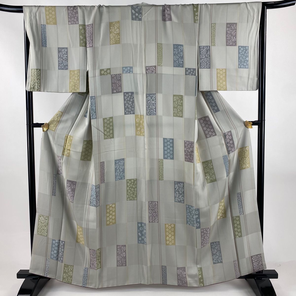 小紋 身丈161 cm 裄丈66 M 袷 草花 縞 灰色 正絹 秀品