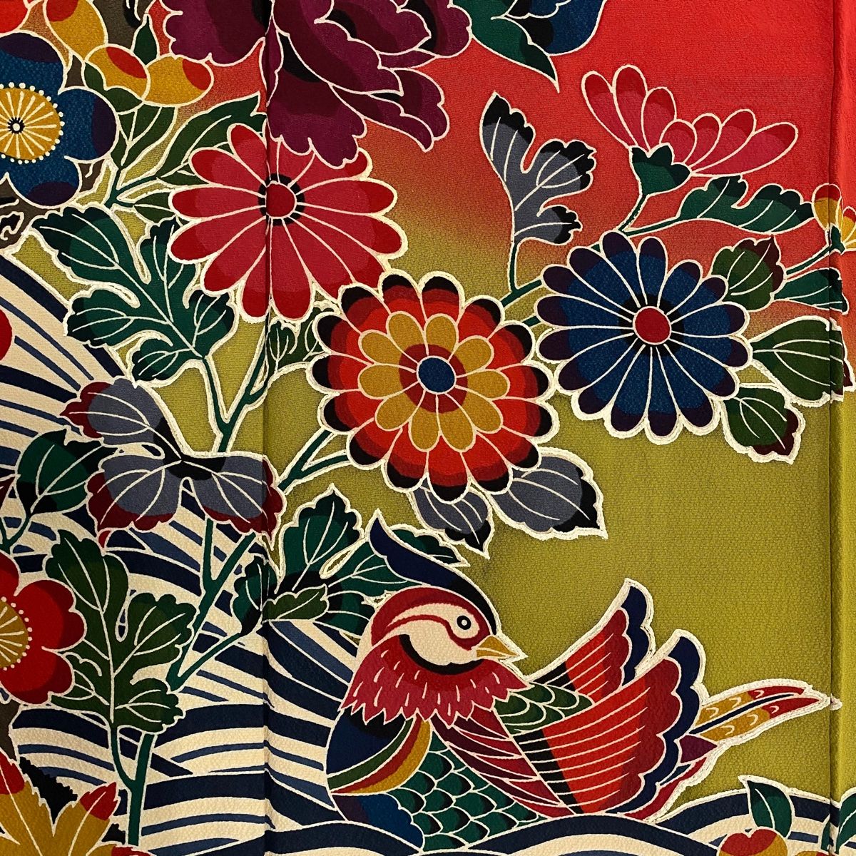  振袖 身丈160 cm 裄丈67.5 L 袷 鴛鴦 草花 染め分け ぼかし 赤 正絹 秀品 振袖 着物