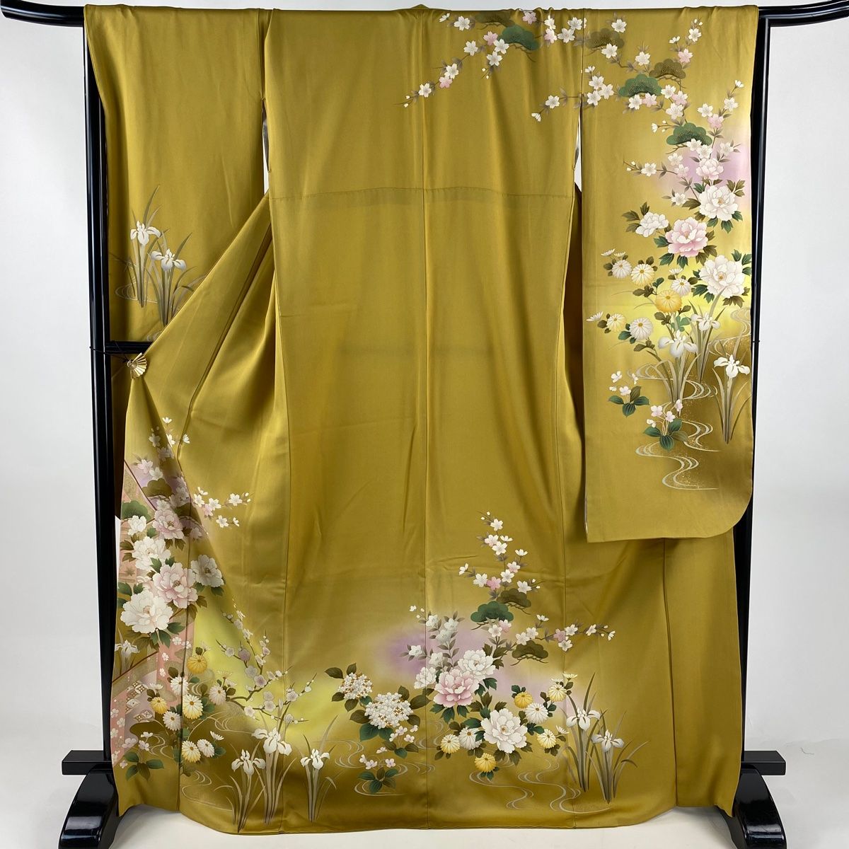 振袖 身丈172 cm 裄丈67 5 L 袷 牡丹 桜 箔 金彩 黄土色 正絹 秀品