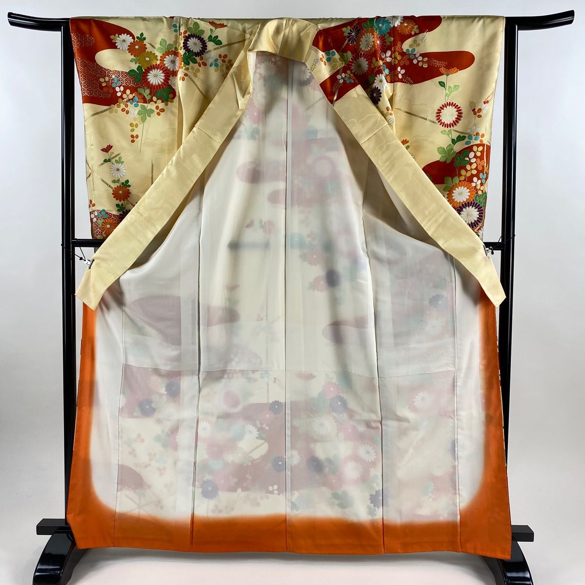  振袖 身丈166 cm 裄丈66 M 袷 菊 萩 金糸 金彩 ベージュ 正絹 秀品 振袖 着物