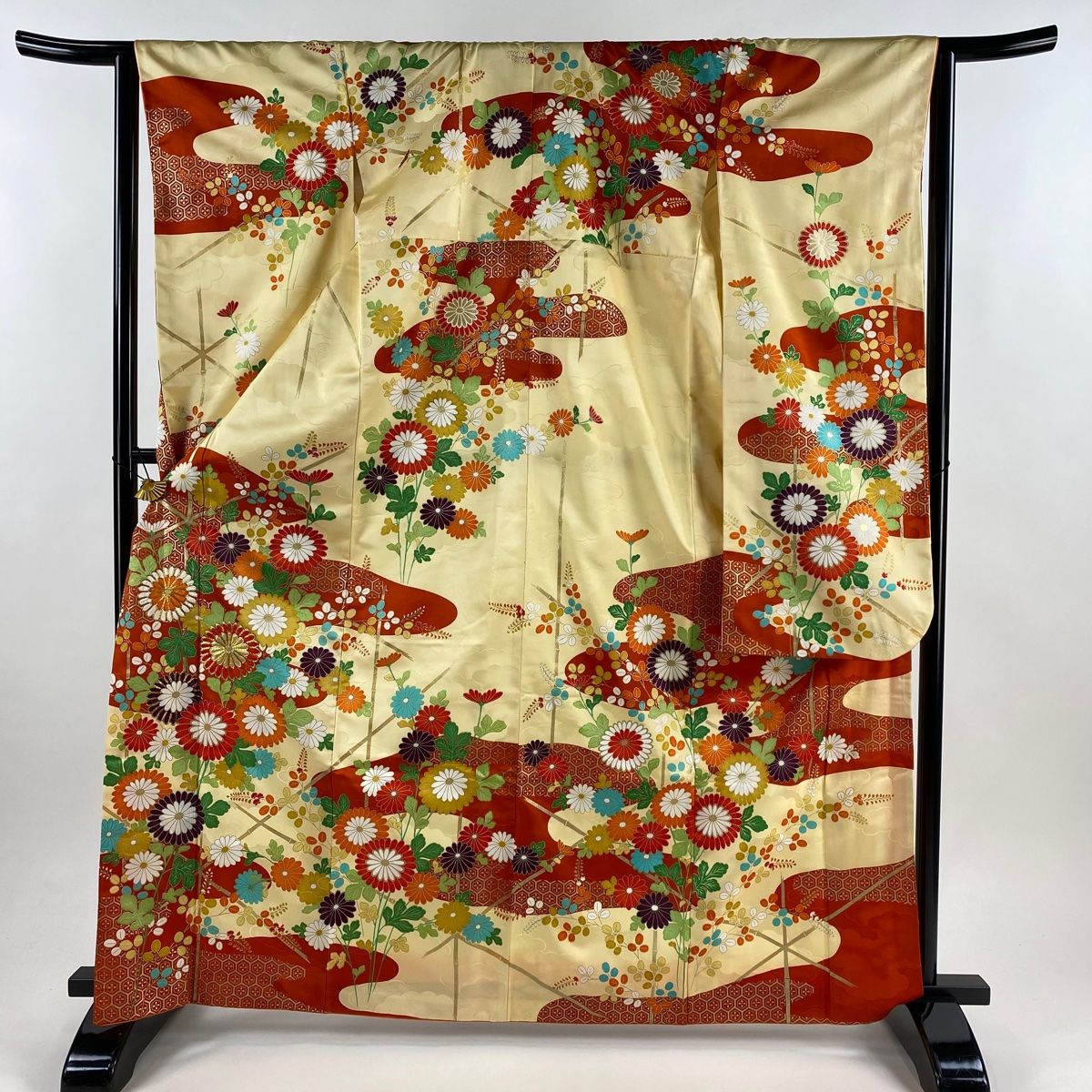 振袖 身丈166 cm 裄丈66 M 袷 菊 萩 金糸 金彩 ベージュ 正絹 秀品