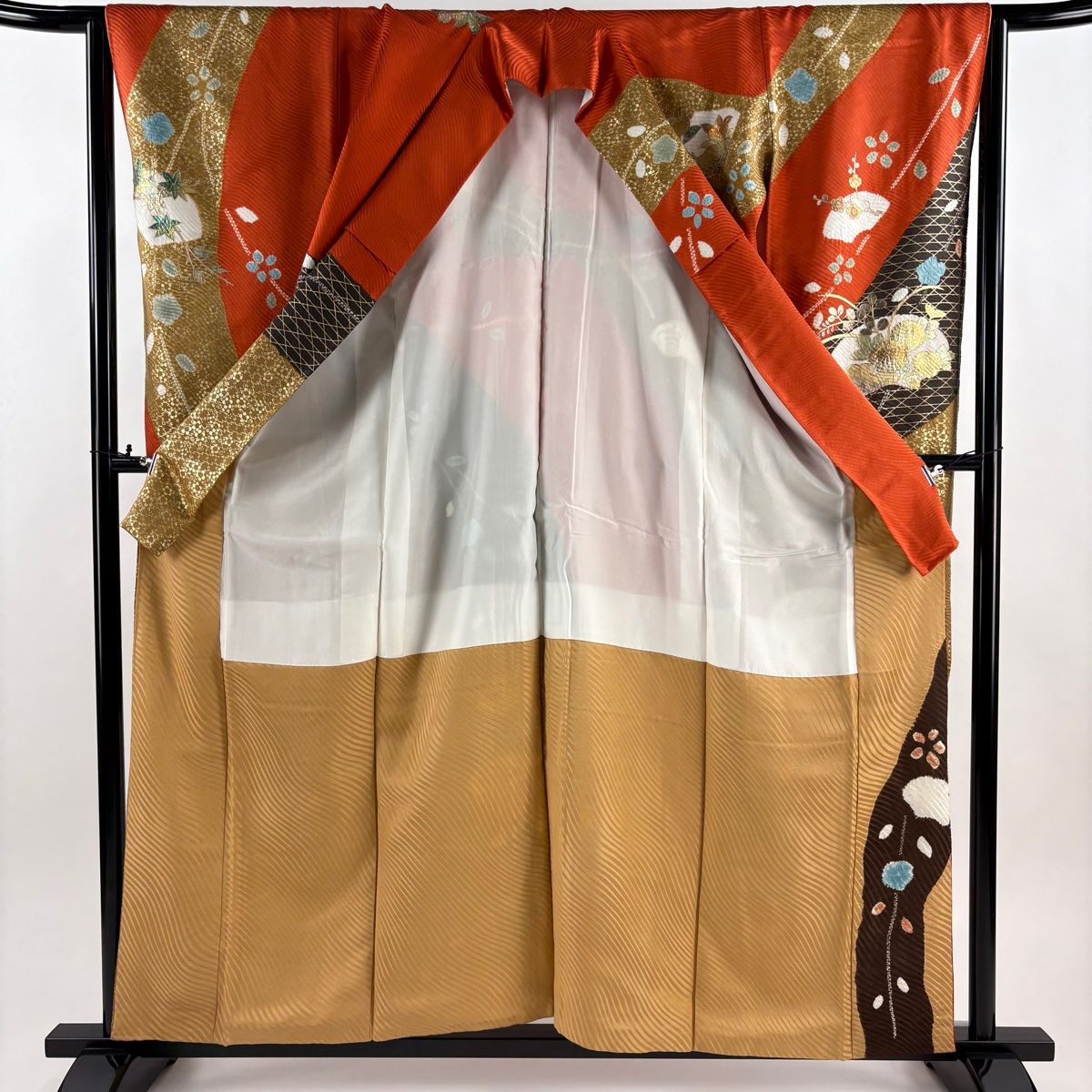  振袖 身丈158 cm 裄丈65 M 袷 菊 梅 金銀彩 絞り 朱色 正絹 秀品 振袖 着物