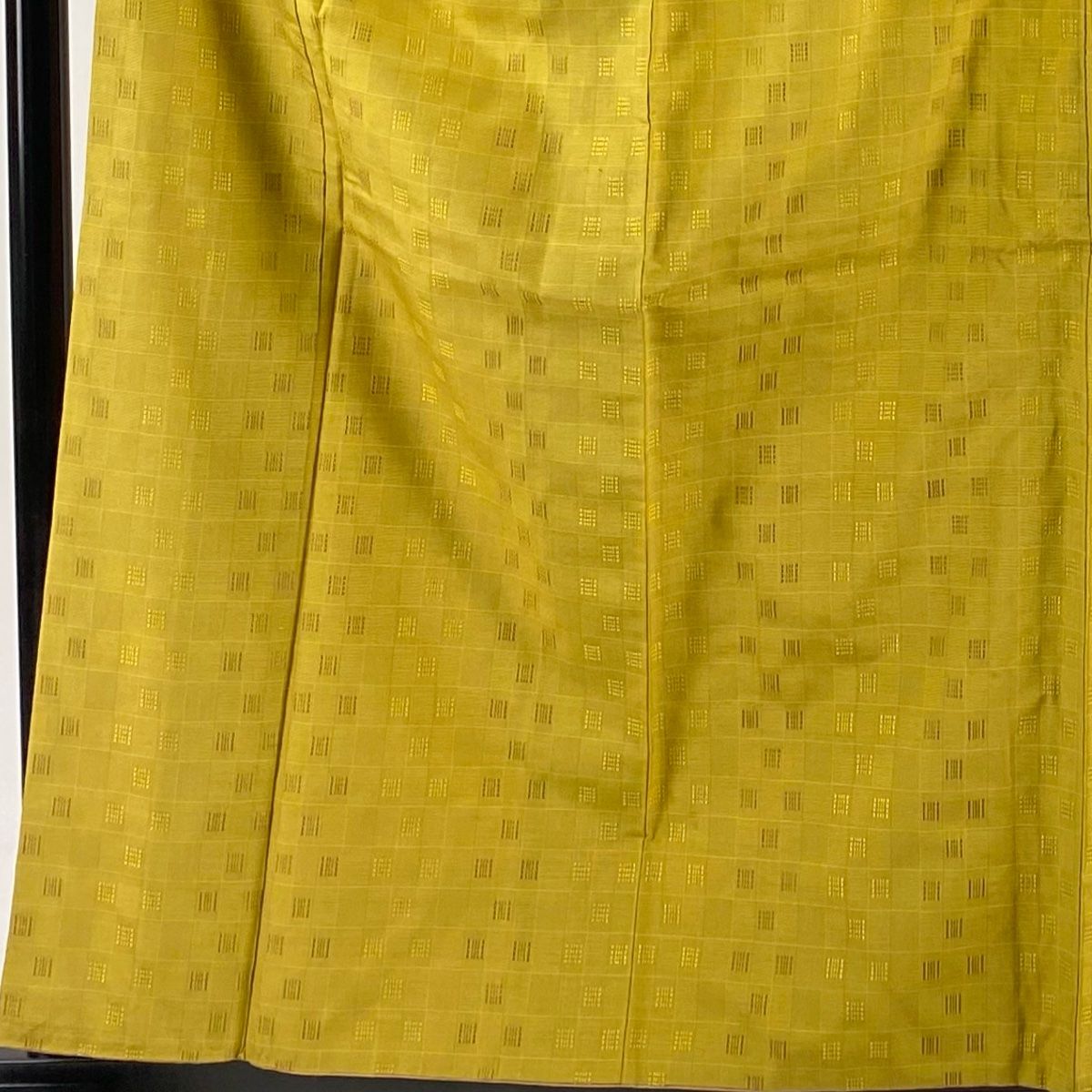 紬 身丈161 cm 裄丈65 5 M 袷 縞 幾何学模様 からし色 正絹