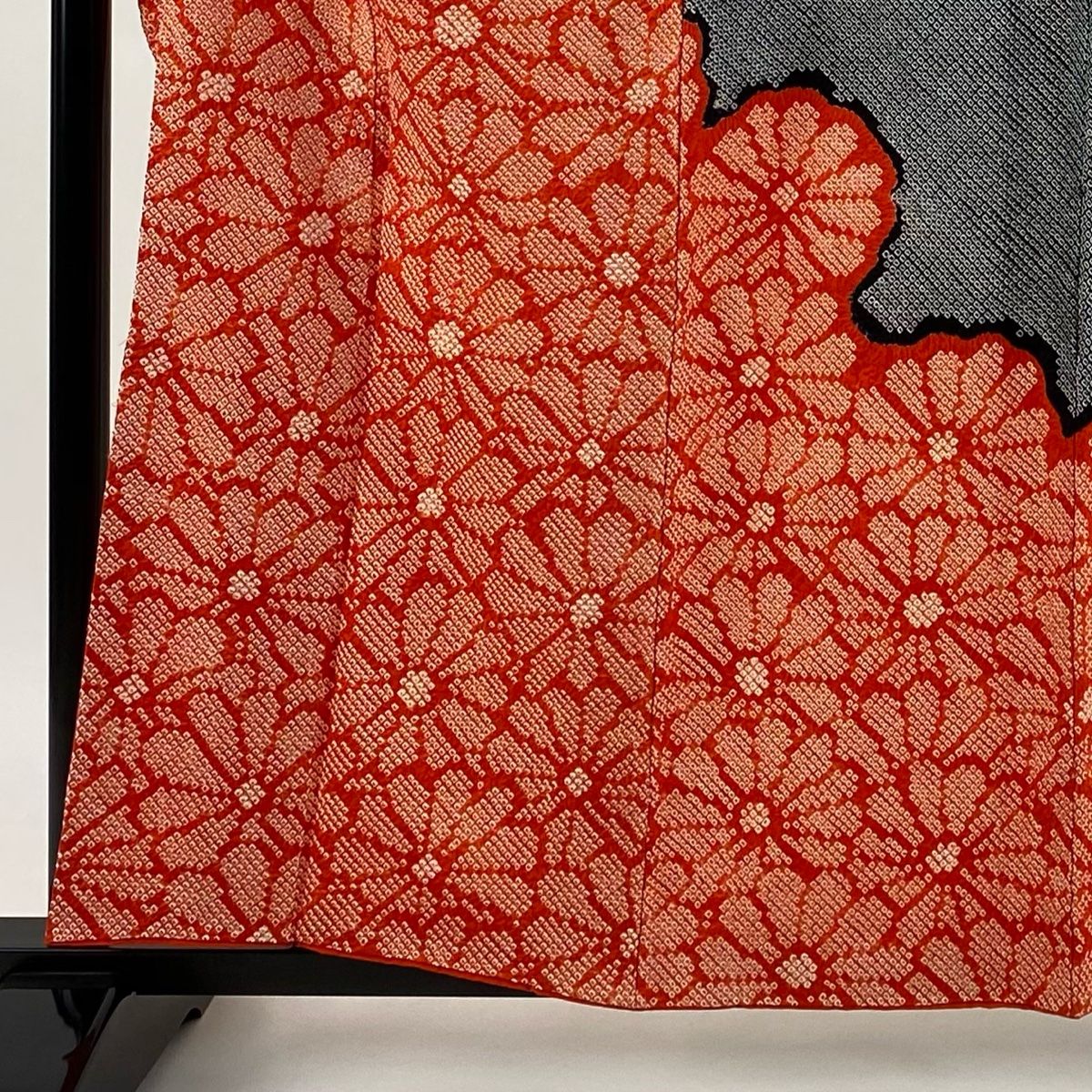 振袖 身丈160 cm 裄丈62.5 S 袷 菊 総絞り 黒 正絹