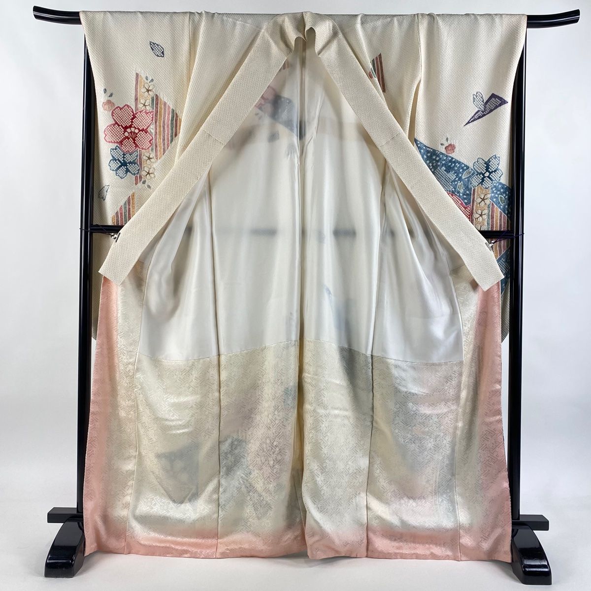  振袖 身丈168 cm 裄丈68 L 袷 桜 幾何学 絞り 金彩 クリーム 正絹 振袖 着物