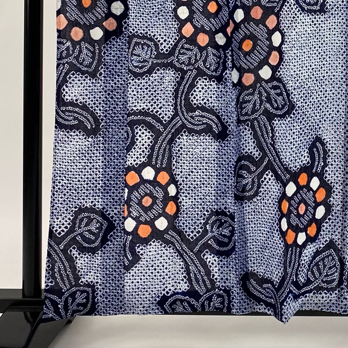 浴衣 身丈160 cm 裄丈64.5 M 絞り浴衣 草花 紺色 綿