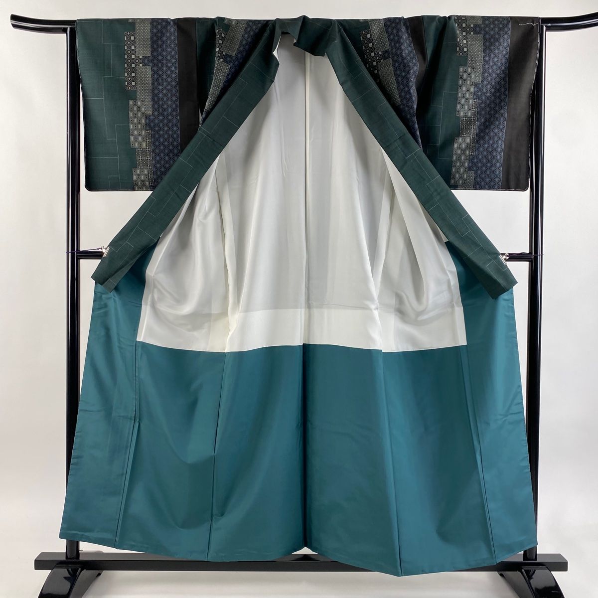  大島紬 身丈157 cm 裄丈66.5 M 袷 純泥染 ほていや 証紙 麻の葉 幾何学 黒 正絹 紬 着物