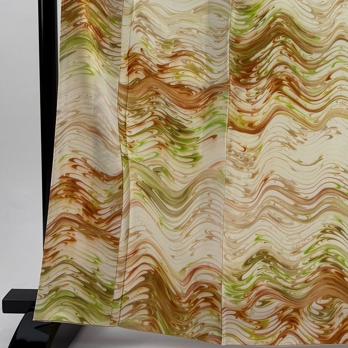 小紋 身丈164.5 cm 裄丈64.5 M 袷 幾何学模様 クリーム 正絹