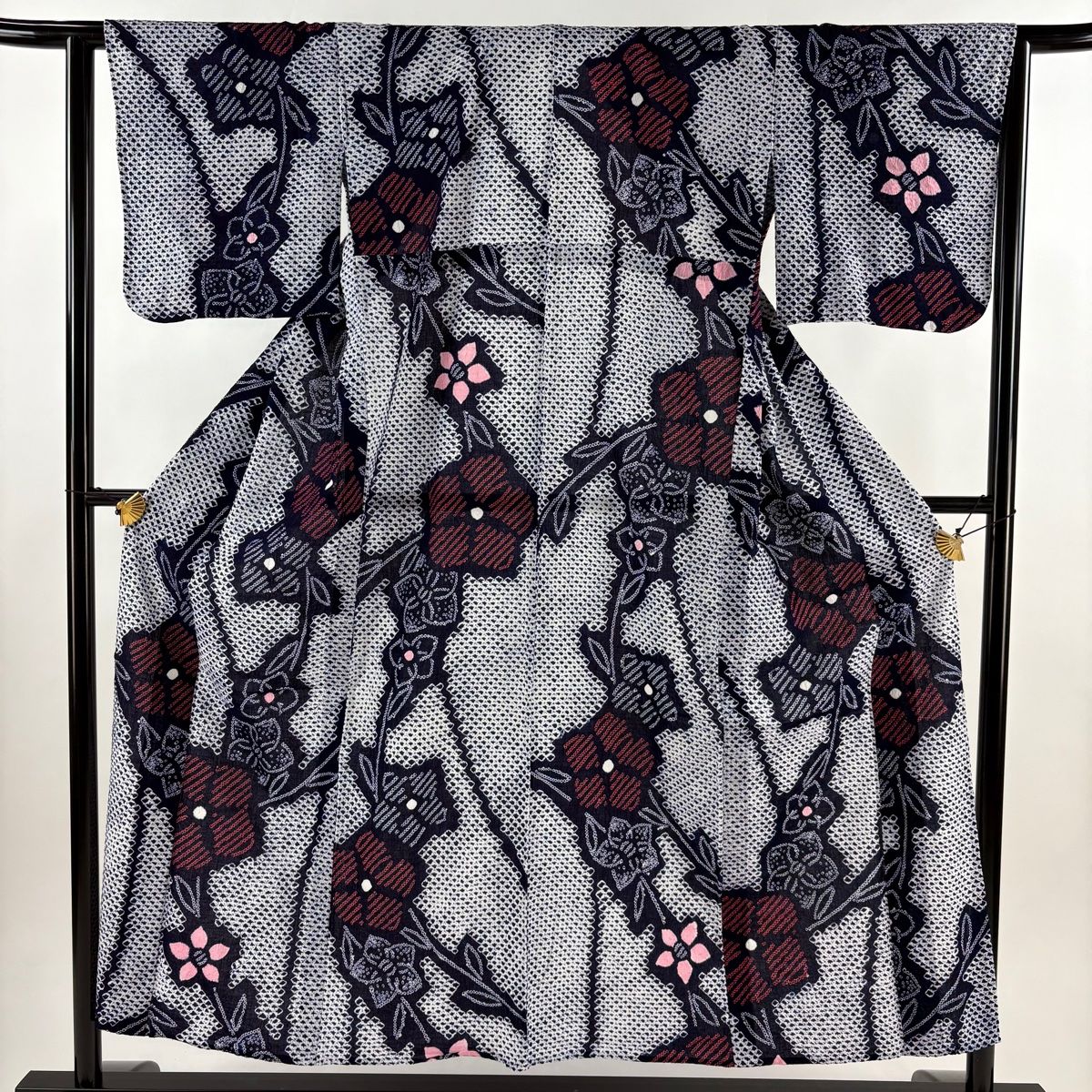 浴衣 身丈152.5 cm 裄丈64 M 絞り浴衣 草花 紺色 綿