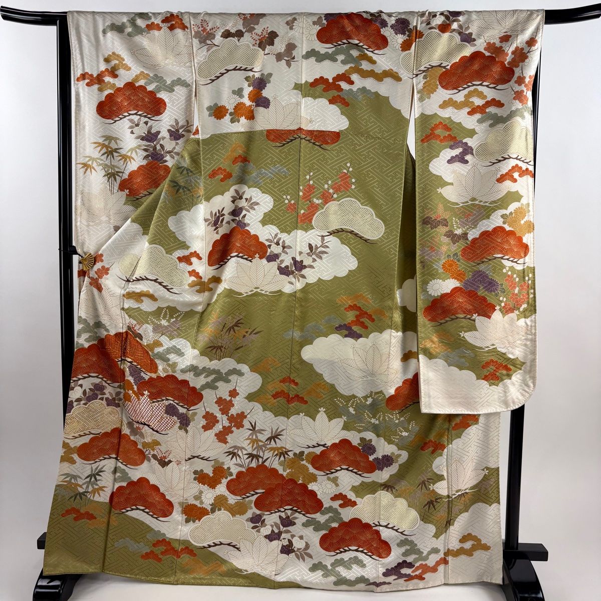 振袖 身丈168 cm 裄丈67 M 袷 松竹梅 桐 刺繍 金彩 灰白 正絹