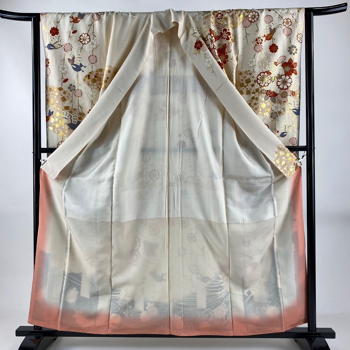  振袖 身丈160 cm 裄丈62.5 S 袷 薬玉 蝶 金糸 金彩 クリーム 正絹 振袖 着物