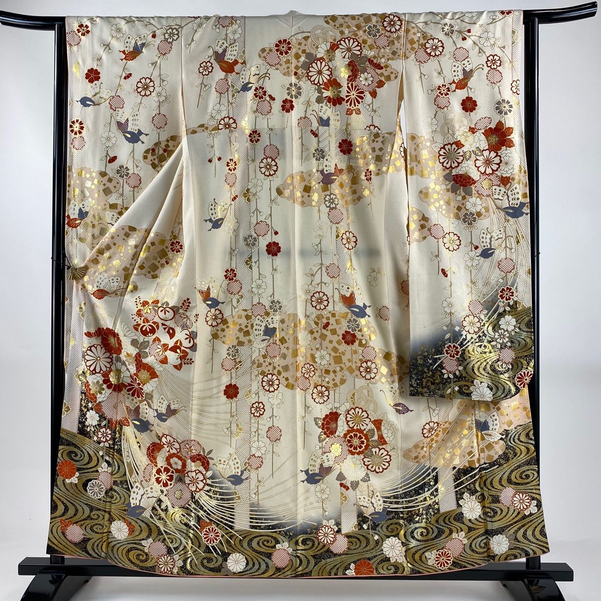 振袖 身丈160 cm 裄丈62 5 S 袷 薬玉 蝶 金糸 金彩 クリーム 正絹
