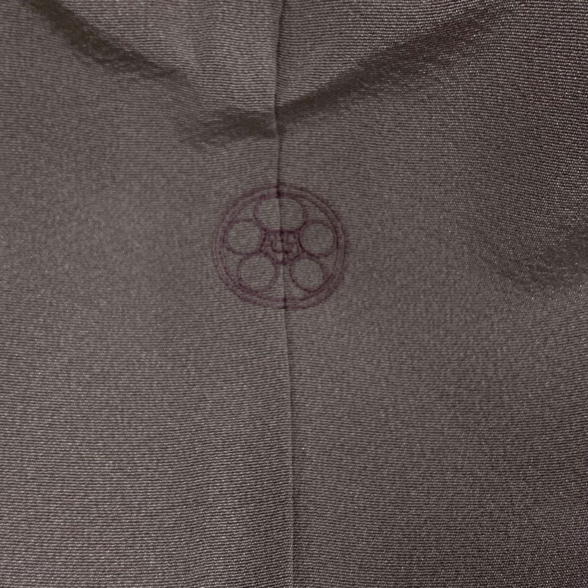  色留袖 身丈154 cm 裄丈63 S 袷 帝王紫 落款 華文 鳥 金糸 刺繍 灰紫 正絹 一つ紋 色留袖 着物