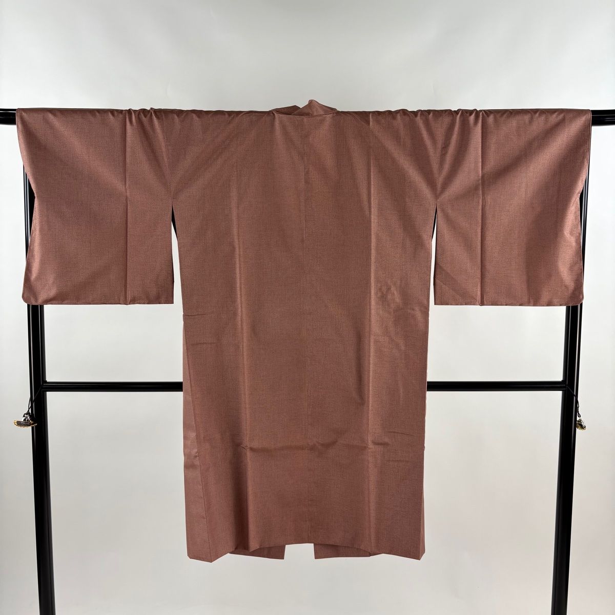 道中着 身丈107 cm 裄丈69 L 大島紬地 屋久杉染 証紙 幾何学模様 赤茶 正絹