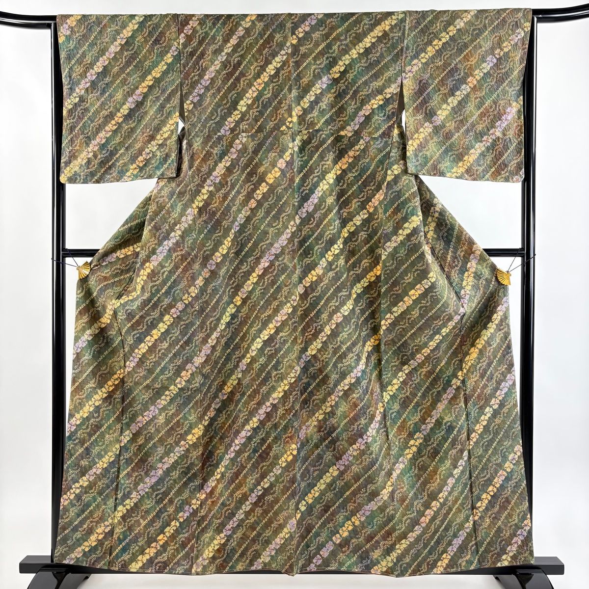 小紋 身丈159.5 cm 裄丈65 M 袷 菅原結 漢方染紬 やまと 落款 幾何学 斜縞 絞り 茶緑色 正絹