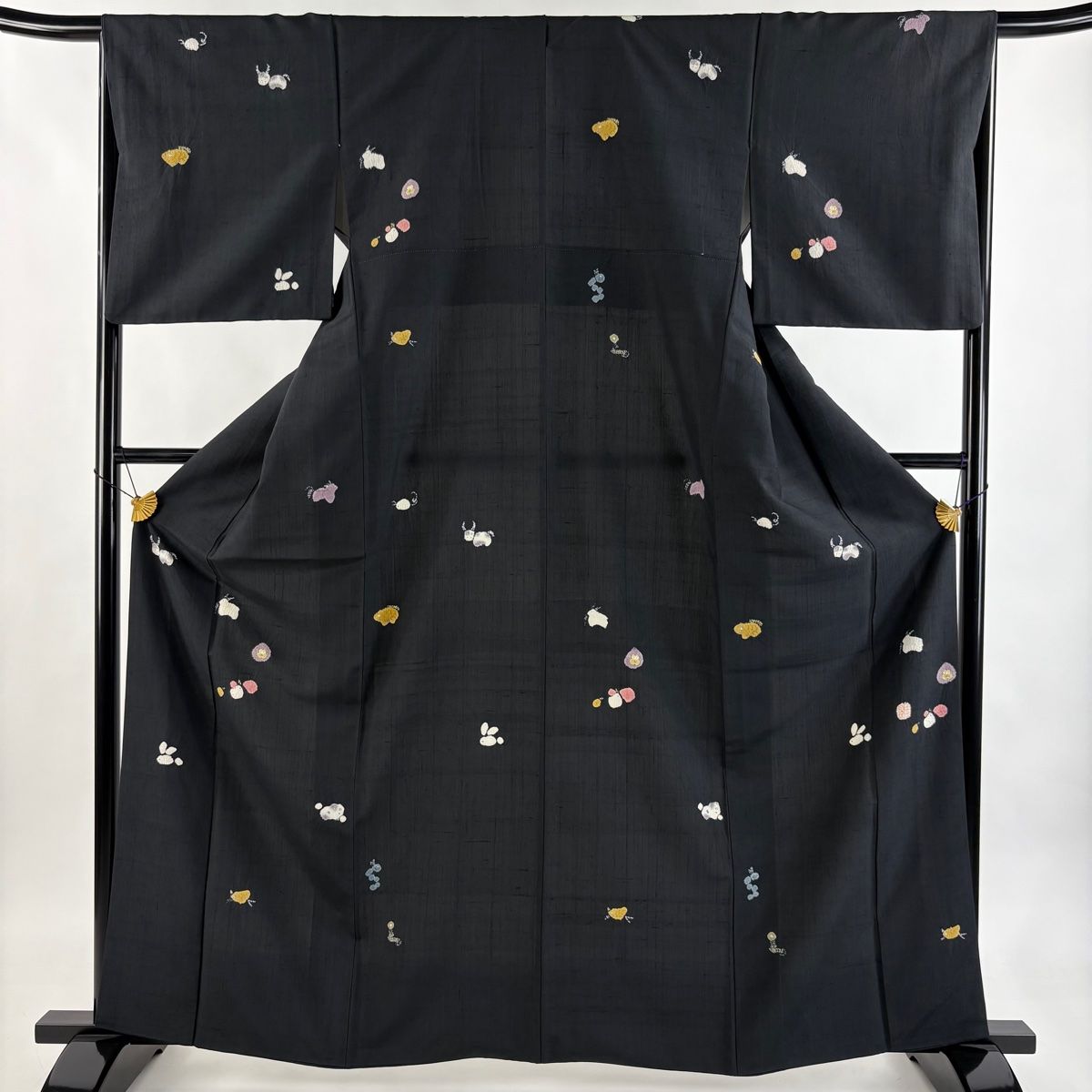 美品】 小紋 身丈165cm 裄丈66cm M 袷 奇翠 赤城紬地 ますいわ屋 落款