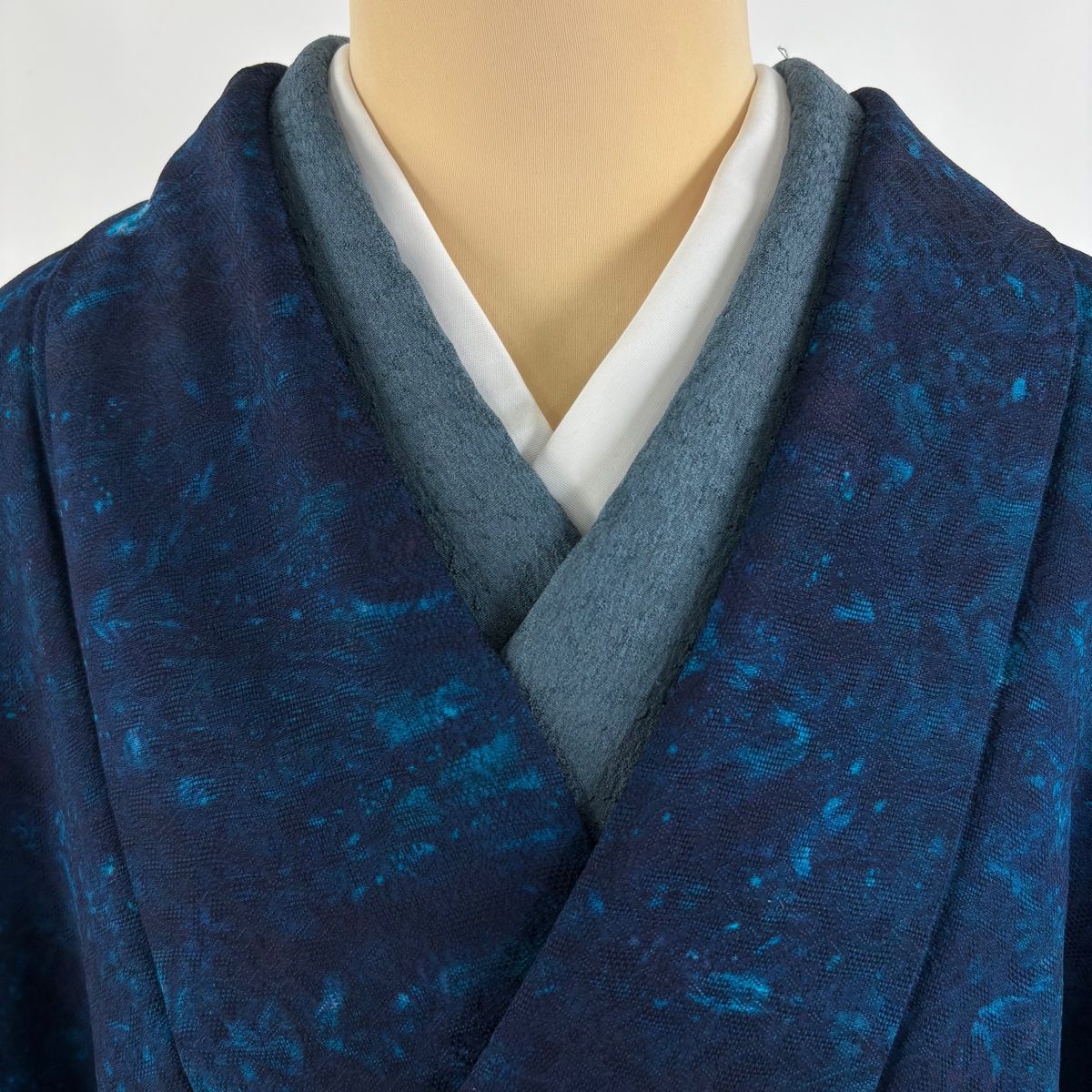 道中着 身丈108 cm 裄丈69 L 和装コート 幾何学模様 紺色 正絹 羽織 着物 浴衣