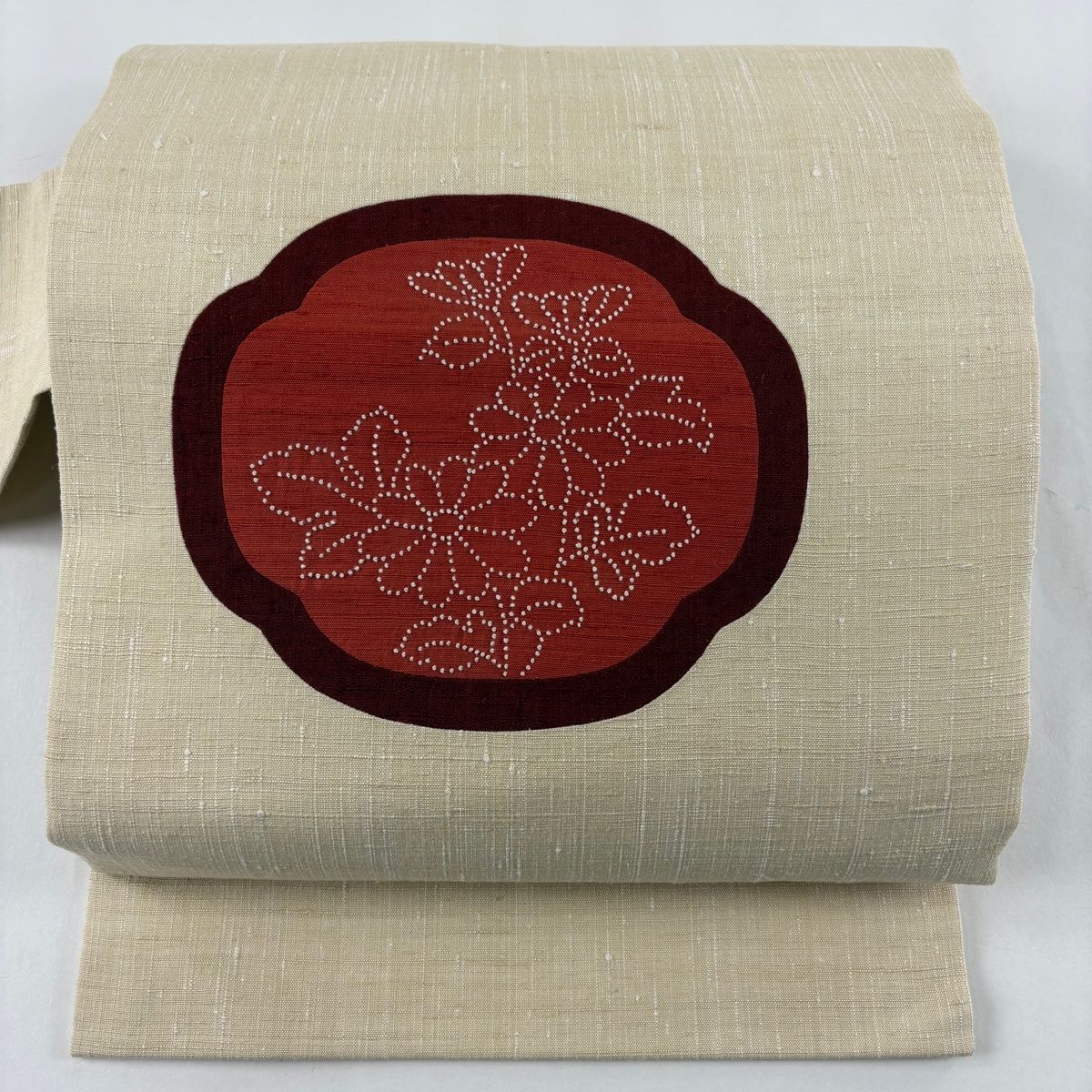 名古屋帯 秀品 紬地 草花 刺子刺繍 ベージュ 正絹