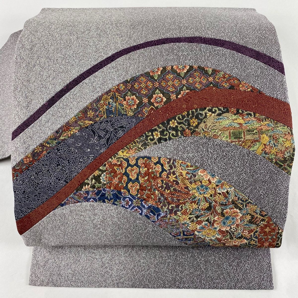 名古屋帯 秀品 やまと 草花 切り嵌め 箔 灰色 正絹