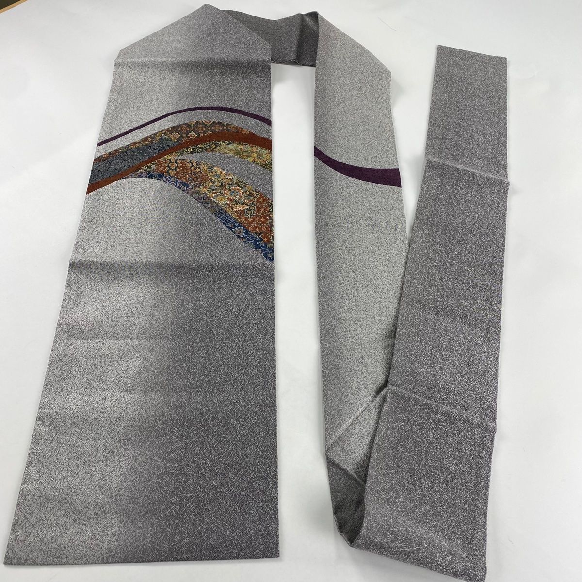  名古屋帯 秀品 やまと 草花 切り嵌め 箔 灰色 正絹 名古屋帯 帯