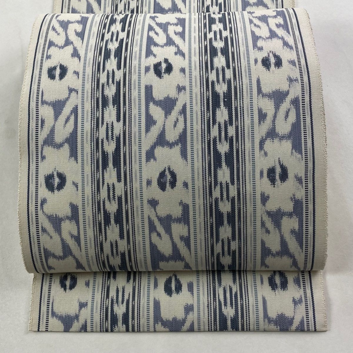 名古屋帯 秀品 八寸名古屋帯 縞 花 灰白 正絹