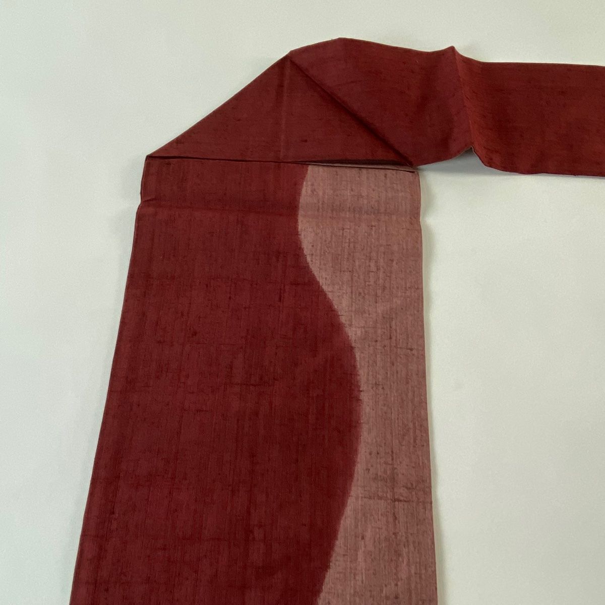  名古屋帯 秀品 紬地 草花 相良刺繍 小豆色 正絹 名古屋帯 帯