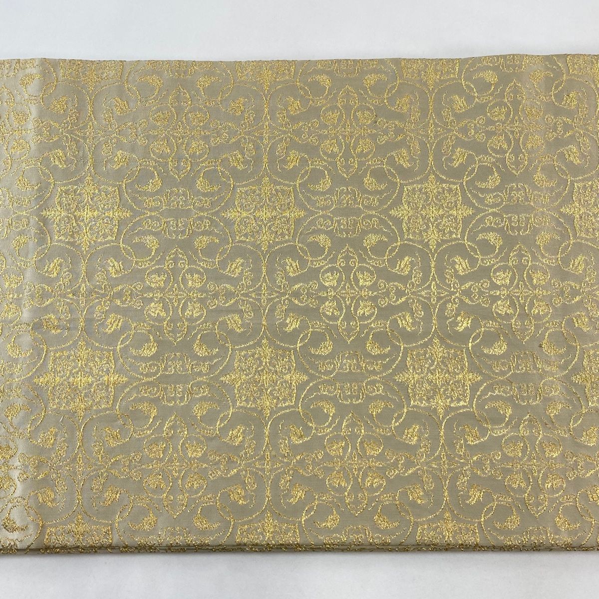 龍村美術織物 正絹九寸開き名古屋帯(京袋帯) 葡萄唐草文錦 白中金 龍村美術織物 正絹九寸開き名古屋帯(京袋帯) 葡萄唐草文錦 白