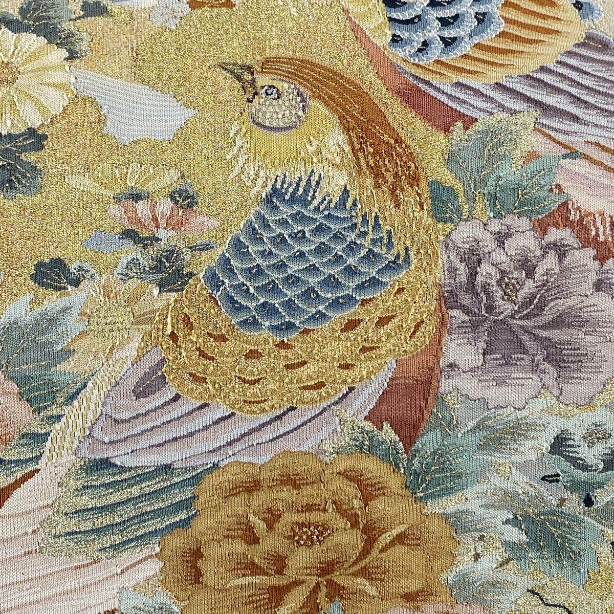 丸帯 綴れ 鳥 牡丹 箔 ベージュ お太鼓柄 正絹