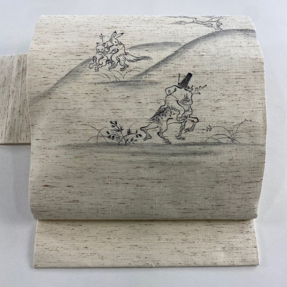 名古屋帯 紬地 鳥獣戯画 ベージュ 正絹