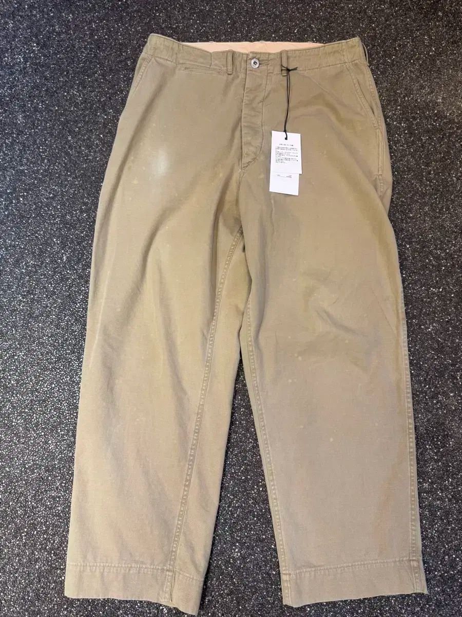 アプレッセ 25ss ヴィンテージ チノ 2