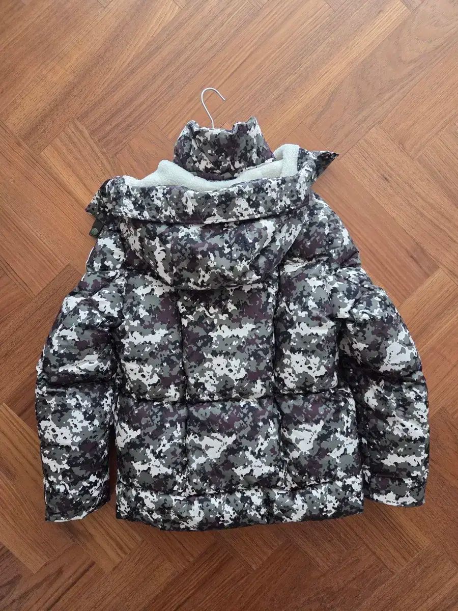 値下げ！モンクレール　カモフラダウン 楽天市場】【楽天スーパーSALE】モンクレール ダウンジャケット メンズ
