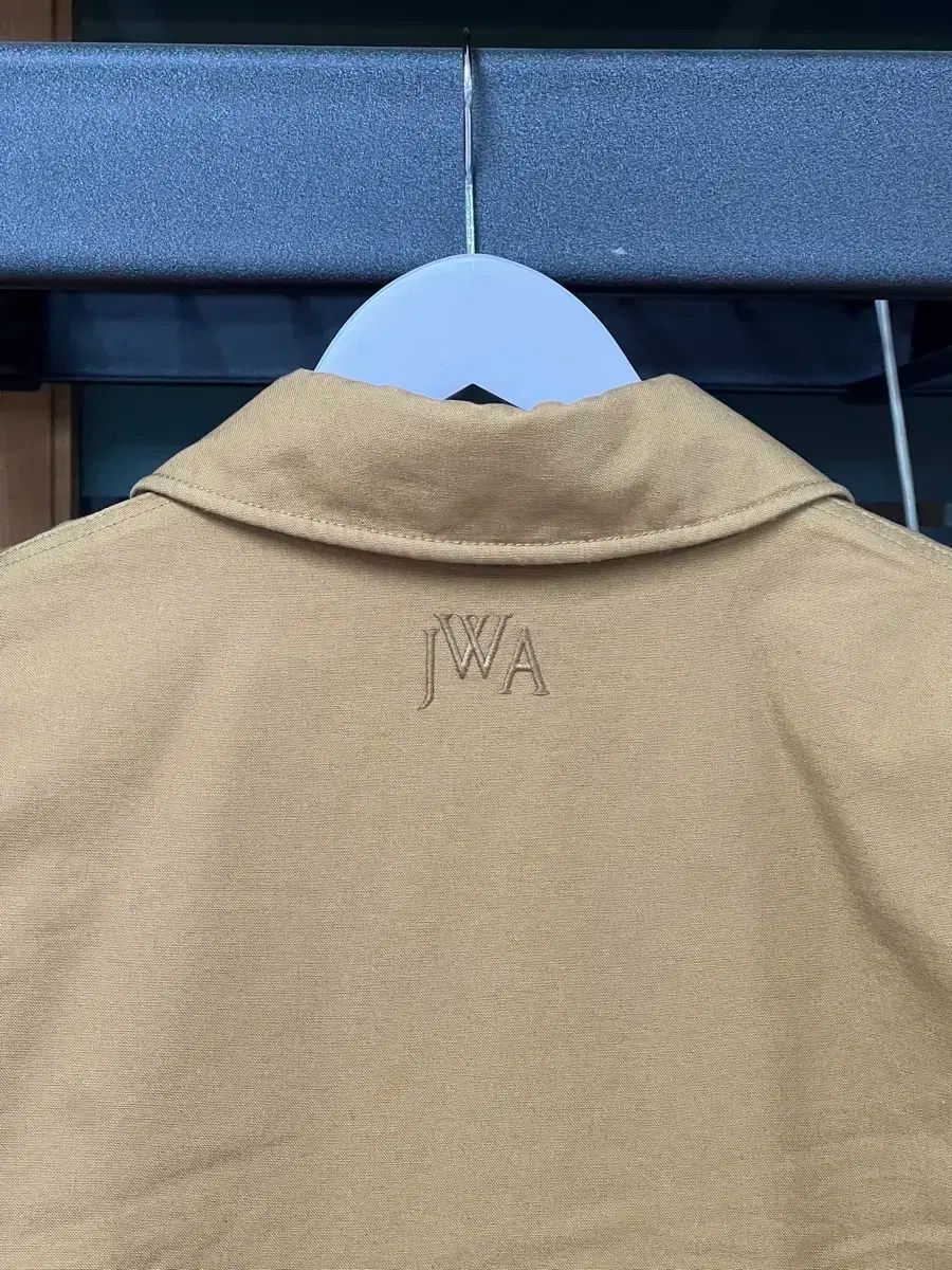 パデッドハーフコート