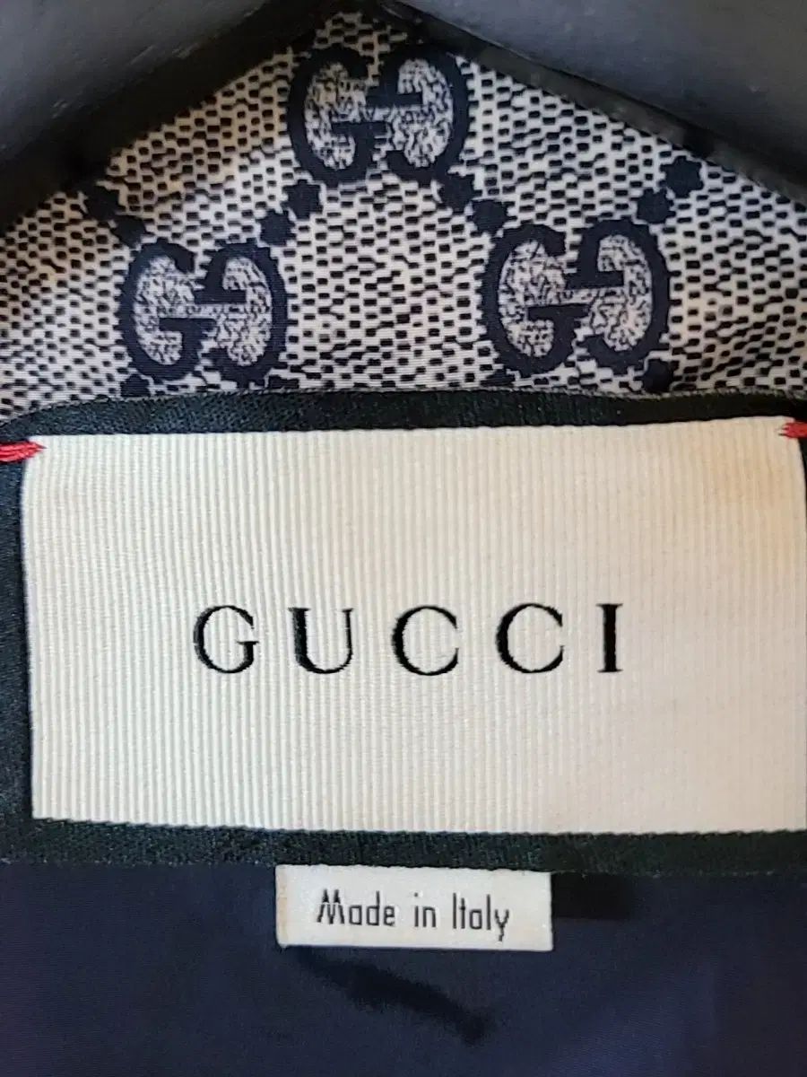 シュプリーム オールオーバ