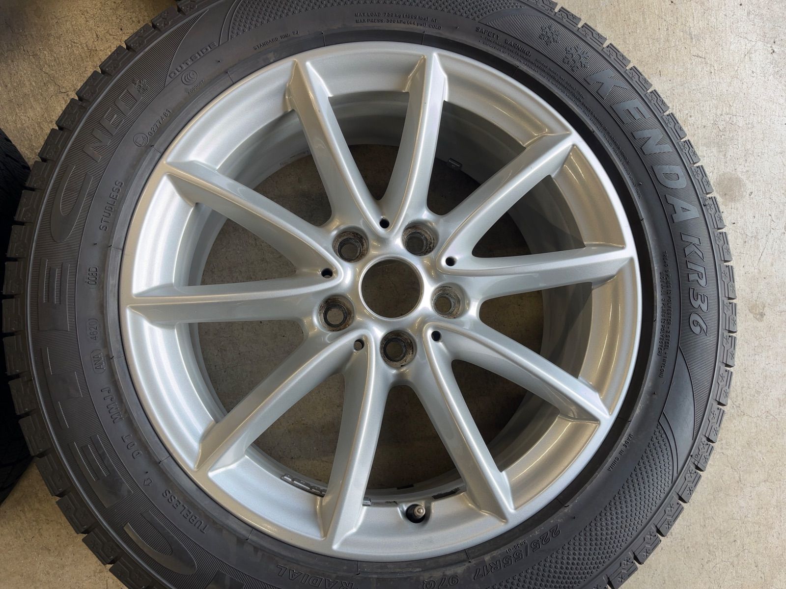 BMW X 1 F 48 2 39 冬用 バリ山 17インチ 4本セット