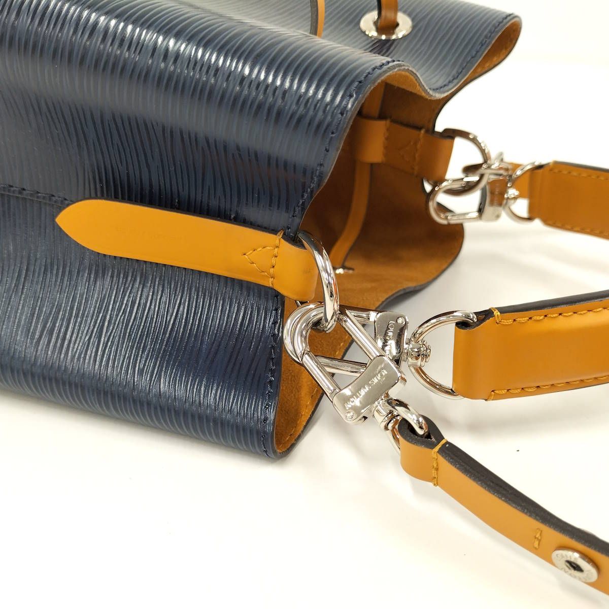 VUITTON ネオノエBB